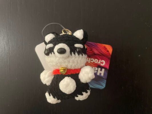 key chain (black and white dog)